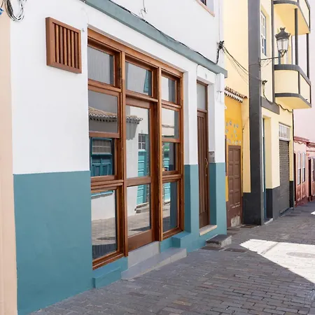 Le&la Santa Cruz de la Palma (Isla de la Palma)